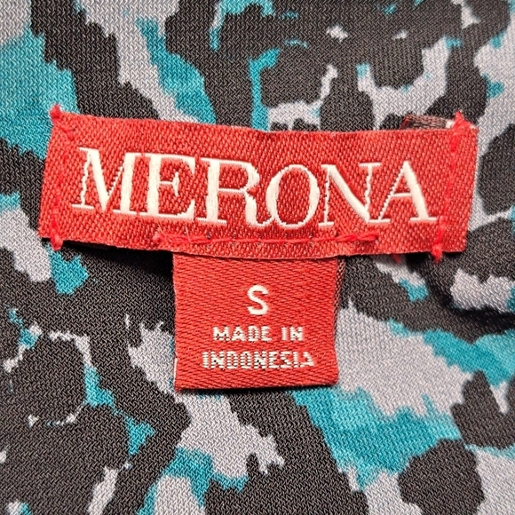 Sleeveless Crossover Blue And Black Patterned Midi Dress   Size S - Picture 7 of 7